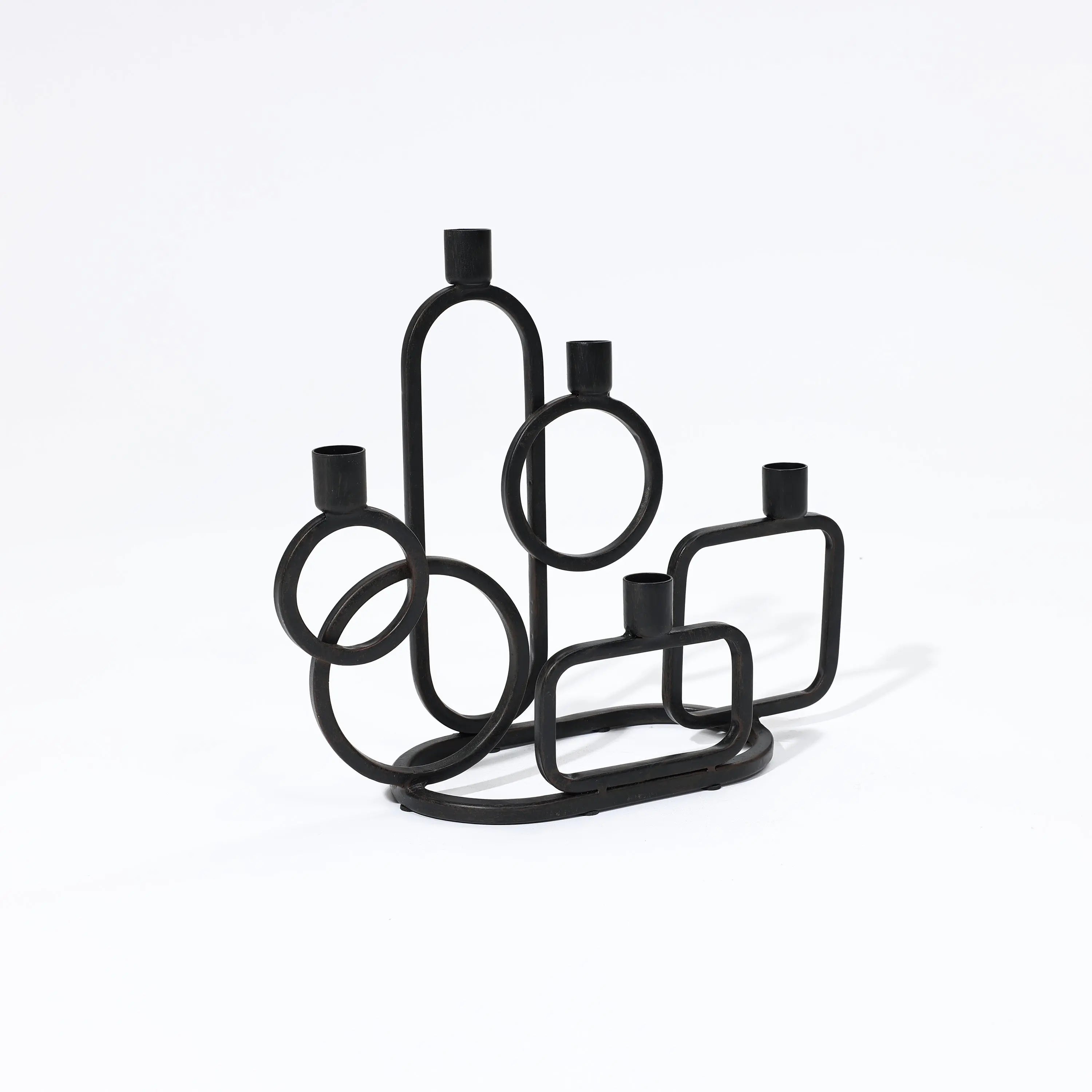 5-Taper black metal candle holder - Image 5