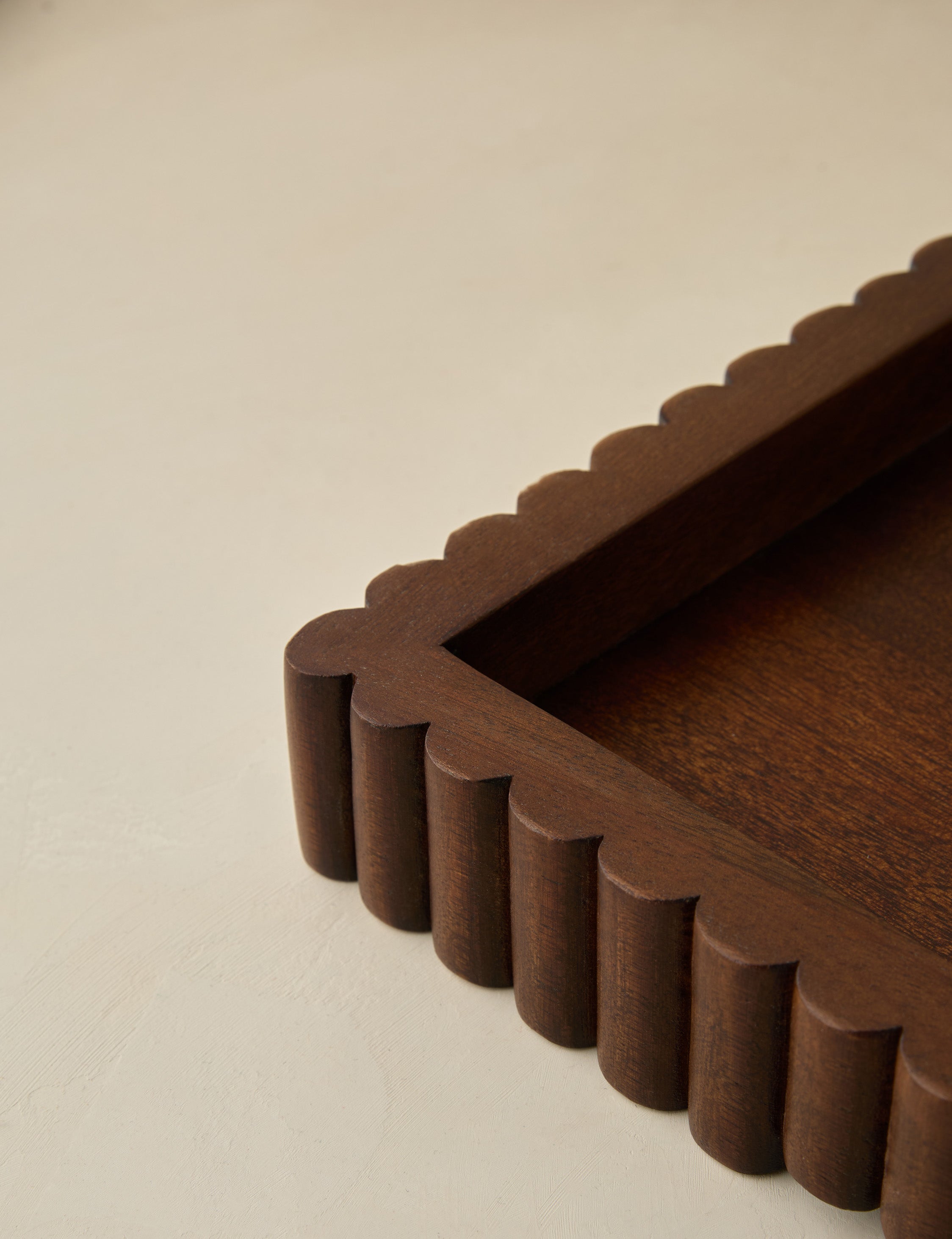 Organic Fluted Natural Tray - Brown - Image 6